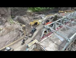 Jembatan Tenge Besi di Bener Meriah Kembali Bisa Dilintasi