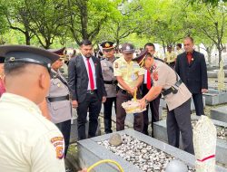 HUT Satpam ke-45, Satpam Aceh Tabur Bunga di Taman Makam Pahlawan