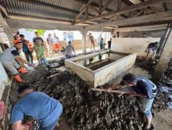 Terus Bergerak Bantu Pemulihan, Solusi Bangun Andalas Kerahkan Alat Berat untuk Pembersihan Area Terdampak Banjir