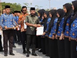 Resmi, Bupati Al-Farlaky Lantik 4.816 PPPK Paruh Waktu