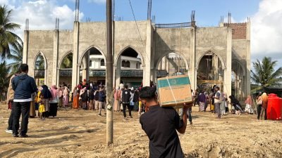 Kemenag Serahkan Bantuan untuk Masyarakat dan Masjid di Aceh Utara