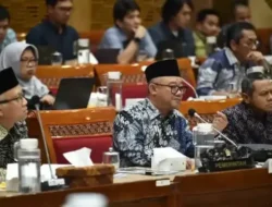 Mendikdasmen: Banyak Anggota Dewan Lulusan Paket C