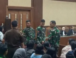 Mahfud MD Kaget Sidang Nadiem Dijaga TNI: Baru Pertama Saya Lihat