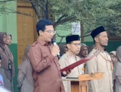 Ketua DPRK Banda Aceh Jadi Pembina Upacara di SDIT Islah, Pesankan Disiplin dan Berani Bermimpi Besar