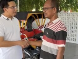 Kisah Haru Adi, di Tengah Perjuangan Sembuh Dari Stroke, Menerima Bantuan Becak Motor Dari Ketua DPRK Banda Aceh