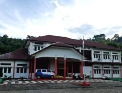 Tanpa Banyak Drama, Plt Kacabdin Abdya Tata Lingkungan Kerja