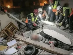 Jenazah Khamenei Ditemukan di Bawah Reruntuhan Kediamannya