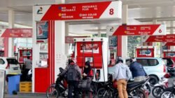 Partai Keadilan Sejahtera (PKS) meminta pemerintah tidak menaikkan harga BBM bersubsidi di tengah lonjakan harga minyak dunia yang kini menembus 92 Dolar AS per barel.