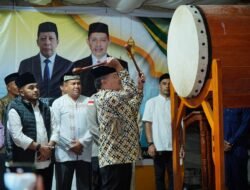 Meriahkan Idulfitri 1447 H, Bupati TRK Lepas Ribuan Peserta Pawai Takbiran