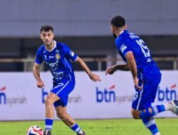 Sriwijaya FC Tak Punya Jersey Lain, Persiraja Terpaksa Pakai Biru di Kandang