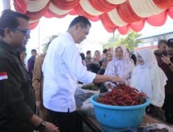 Sekda Aceh Tinjau Gerakan Pangan Murah di Meulaboh, Pastikan Stabilitas Harga Pangan Selama Ramadhan