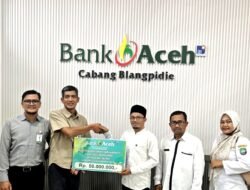 Bank Aceh Syariah Cabang Blangpidie Tunaikan Zakat Karyawan