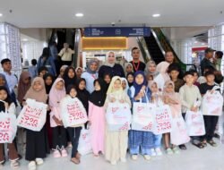 Kak Na Ajak Anak yatim Berbelanja Baju Lebaran di Plaza Aceh