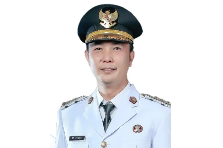Bupati Rejang Lebong Muhammad Fikri Thobari (MFT) ditangkap oleh Komisi Pemberantasan Korupsi (KPK) pada Senin malam, 9 Maret 2025.