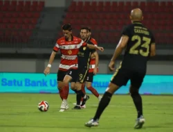 Madura United Pastikan Tak Kibarkan Bendera Putih