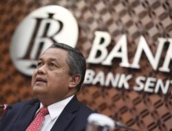 Ramai Gubernur BI Didesak Mundur, Rupiah Sentuh Rp17.713 per Dolar AS