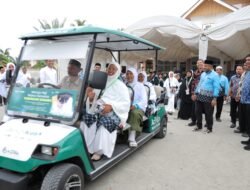 Bank Aceh Serahkan Buggy Car untuk Permudah Mobilisasi Jamaah di Asrama Haji Embarkasi Aceh