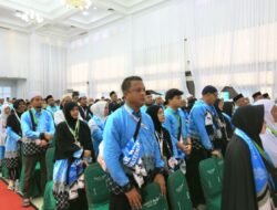 Wakil Wali Kota Lhokseumawe Lepas Jamaah Haji Kloter BTJ-11 Embarkasi Aceh