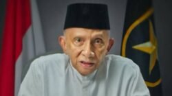 Kritik Amien Rais Dinilai Bermuatan Panggung Politik