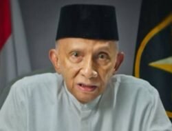 Kritik Amien Rais Dinilai Bermuatan Panggung Politik