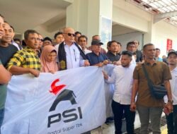 Ratusan Warga hingga Eks Kombatan GAM Jemput Ketua PSI Aceh T Rival Amiruddin, Konvoi Keliling Banda Aceh