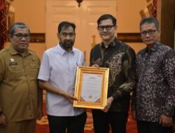 Gubernur Aceh Raih Penghargaan Nasional Top Pembina BUMD 2026