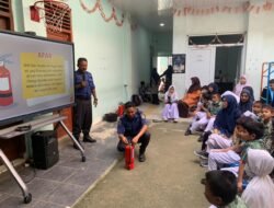 Tim SPAB SLB TNCC Gelar Simulasi Pemadaman Kebakaran