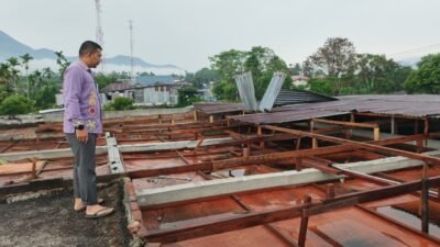 Angin Puting Beliung Terjang Bener Meriah, Rumah Warga dan Mushola Rusak