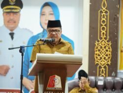 Bupati TRK Lantik 6 Kepala Sekolah dan 5 Pejabat Fungsional