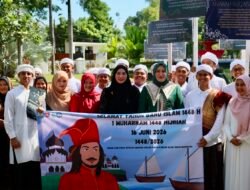 Pawai 1 Muharram, Kak Na Selfie dengan Unta SD Islam Al-Azhar Kairo