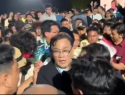Budiman Sudjatmiko Dicari Mahasiswa, Diteriaki ‘Pengkhianat Reformasi’ Saat Diskusi di Kampus UGM Ricuh