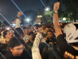 Diskusi di UGM Ricuh, Budiman Sudjatmiko Picu Emosi Mahasiswa, Wamentan Ngaku Kena Pukul