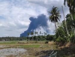 Sumur Minyak Tradisional Terbakar di Aceh Timur