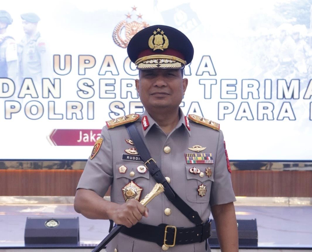Irjen Pol. Ruddi Setiawan, S.I.K., S.H., M.H.,