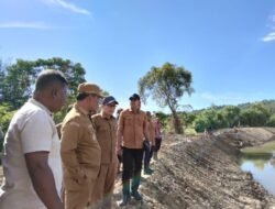 Tindaklanjuti Aspirasi Masyarakat, Bupati Aceh Besar Tinjau Embung Swadaya di Lam Aling