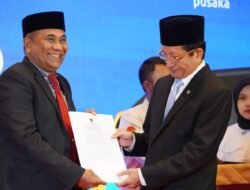 Jejak Hidup Prof. Jasafat: Diasuh Guru, Ditempa Konflik, Kini Menjadi Guru Besar