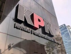 KPK Geledah Rumah Kadis PUPR Bengkulu, Sita Uang Rp4 Miliar