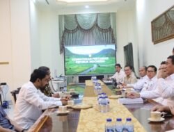 Akademisi Nilai Kepemimpinan Aceh Lemah di Hadapan Pusat