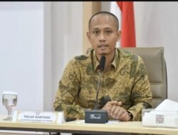KPI Minta Publik Selalu Cek Informasi Medsos lewat Media Arus Utama