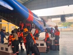 Terus Bergerak Cepat, Polri Kembali Kirim K9, Obat-obatan dan 3,4 Ton Bantuan ke NTT