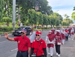 KPT dan Istri Berbaur Bersama Warga PT BNA Ikuti Gerak Jalan Santai