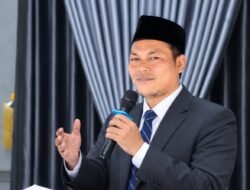 Alumni MUDI Samalanga Raih Gelar Doktor, Tgk. Ishak Teguhkan Takzim di Tengah Derasnya Zaman