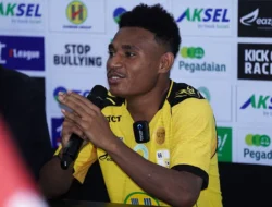 Korneles Howay Cetak Brace pada Debut Bersama Barito Putera