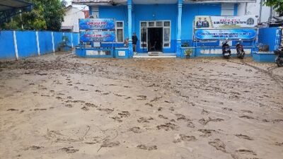 Update Banjir Bandang Agara: Kantor Diskominfo Dipenuhi Lumpur Setebal 7 Sentimeter