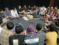 Win Kul Comeback, Dua Ceh Senior Adu Syair di Didong Jalu
