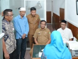 Sekda Kota Sabang Tinjau Penyaluran Zakat dan Infak di Bank Aceh